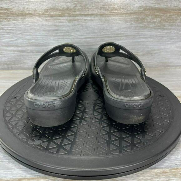 Crocs Women’s Sanrah Liquid Metallic Sandals Size 7 - Picture 4 of 9